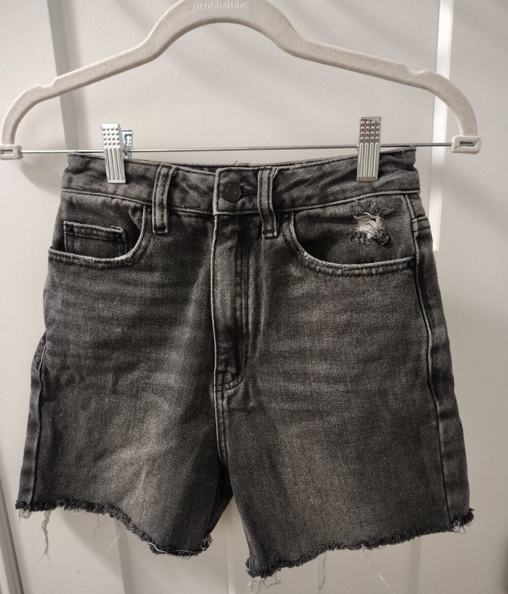 Pacsun 90s Boyfriend Black Denim Shorts, Size 24